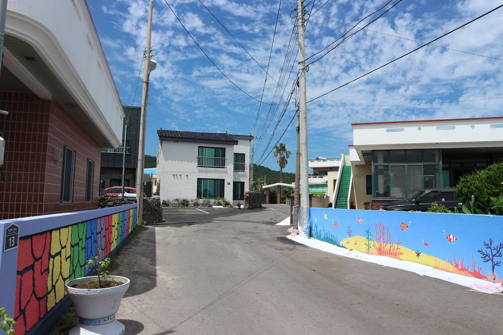Blue Island Guesthouse Согвипхо Экстерьер фото